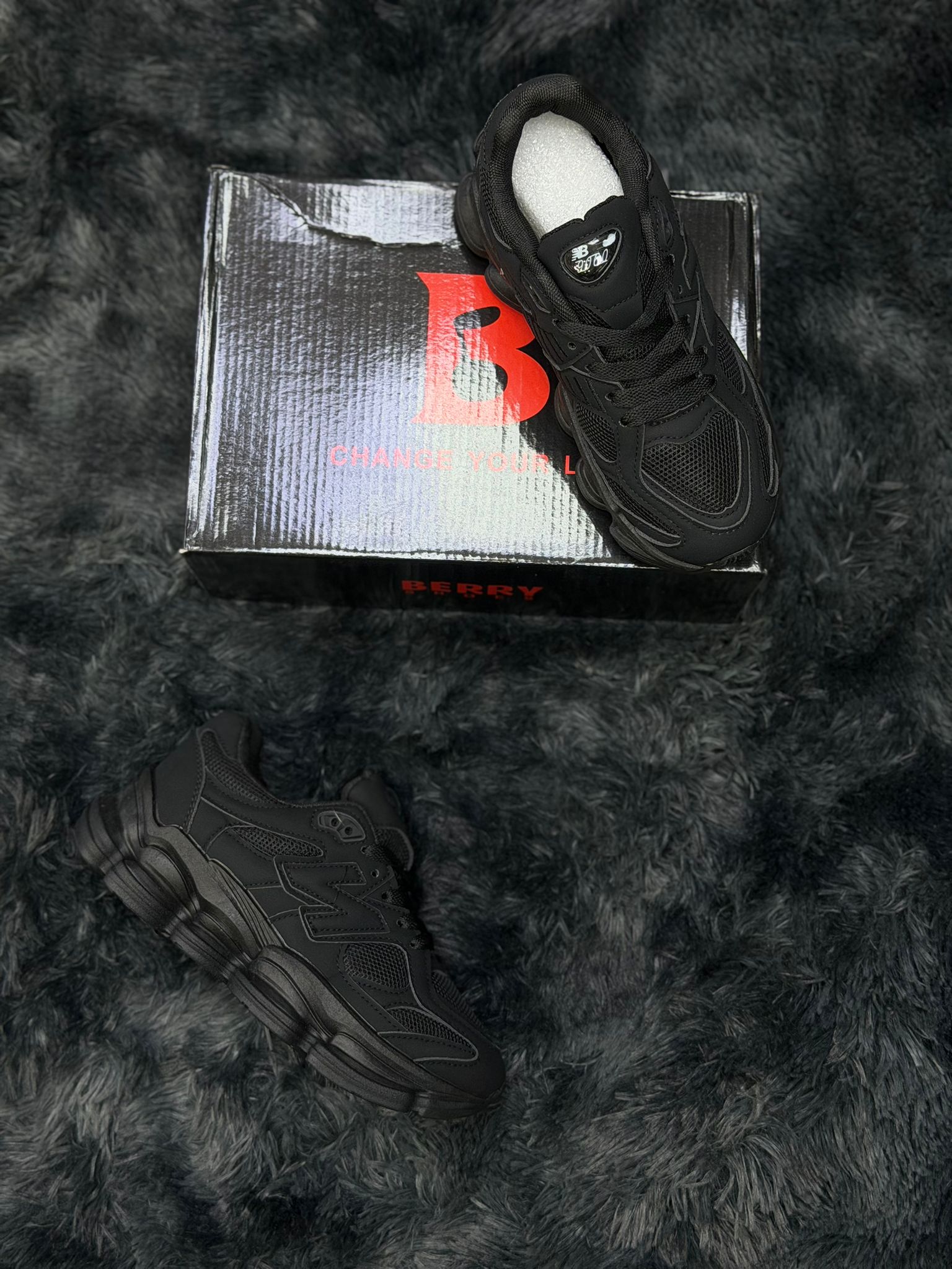 New Balance 9060 Women Sneakers – Stylish Comfort Collection